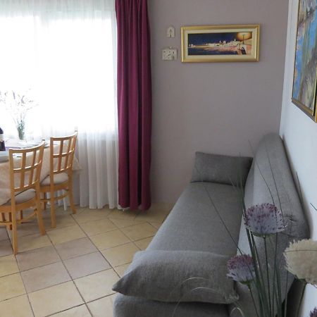 Apartments Barba Трогир Экстерьер фото