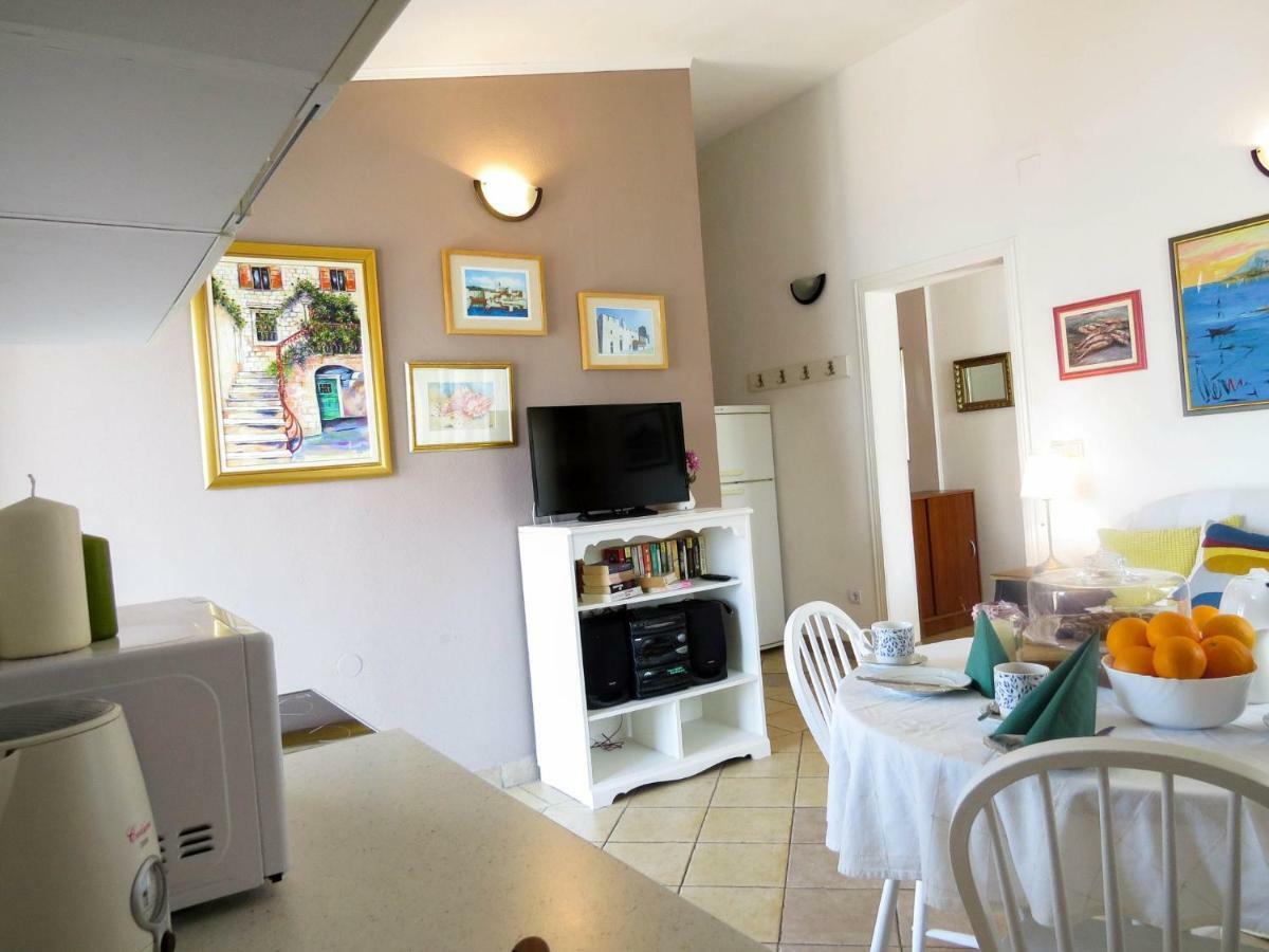 Apartments Barba Трогир Экстерьер фото
