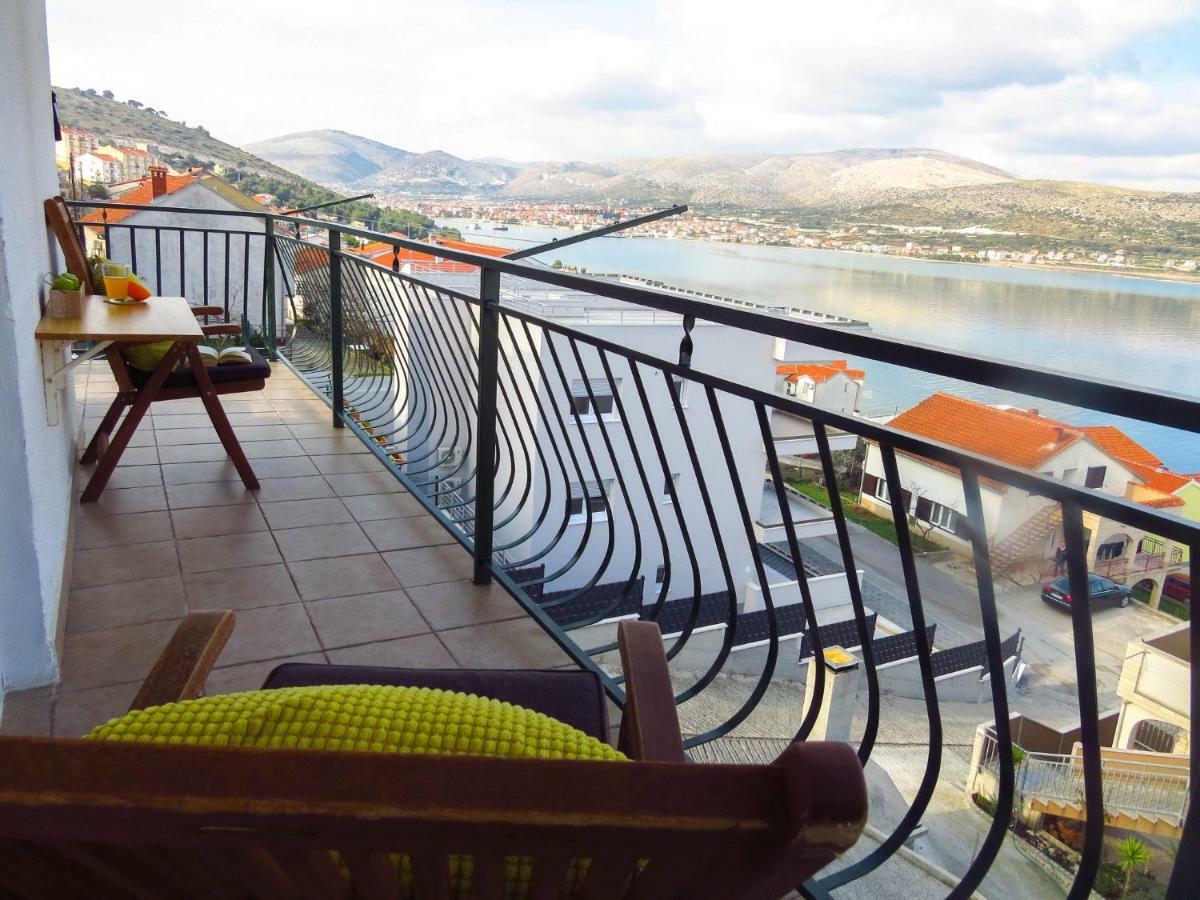 Apartments Barba Трогир Экстерьер фото